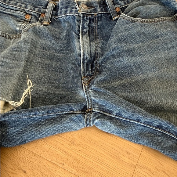 👖 Ralph Lauren Men’s Blue Distressed Jeans Size 32 - Picture 3 of 8